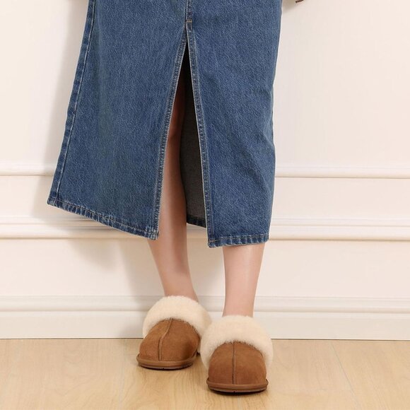 Women's Leather Fuzzy Light Brown Winter Warm Scuff Cozy Slip On Slippers Shoes - Picture 7 of 7